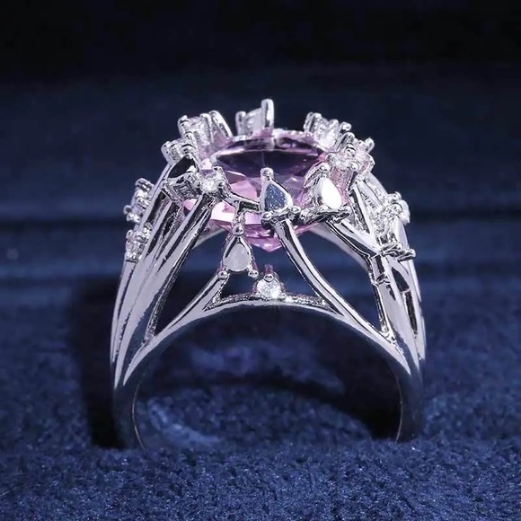 New 925 Silver Beautiful Pink Sapphire Ring - Picture 2 of 6